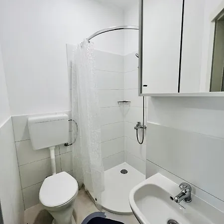 아파트 Ferienwohnung, Monteur-appartment R11 Blau 프라이베르크암넥카