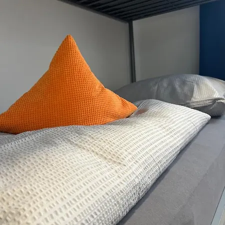 아파트 Ferienwohnung, Monteur-appartment R11 Blau